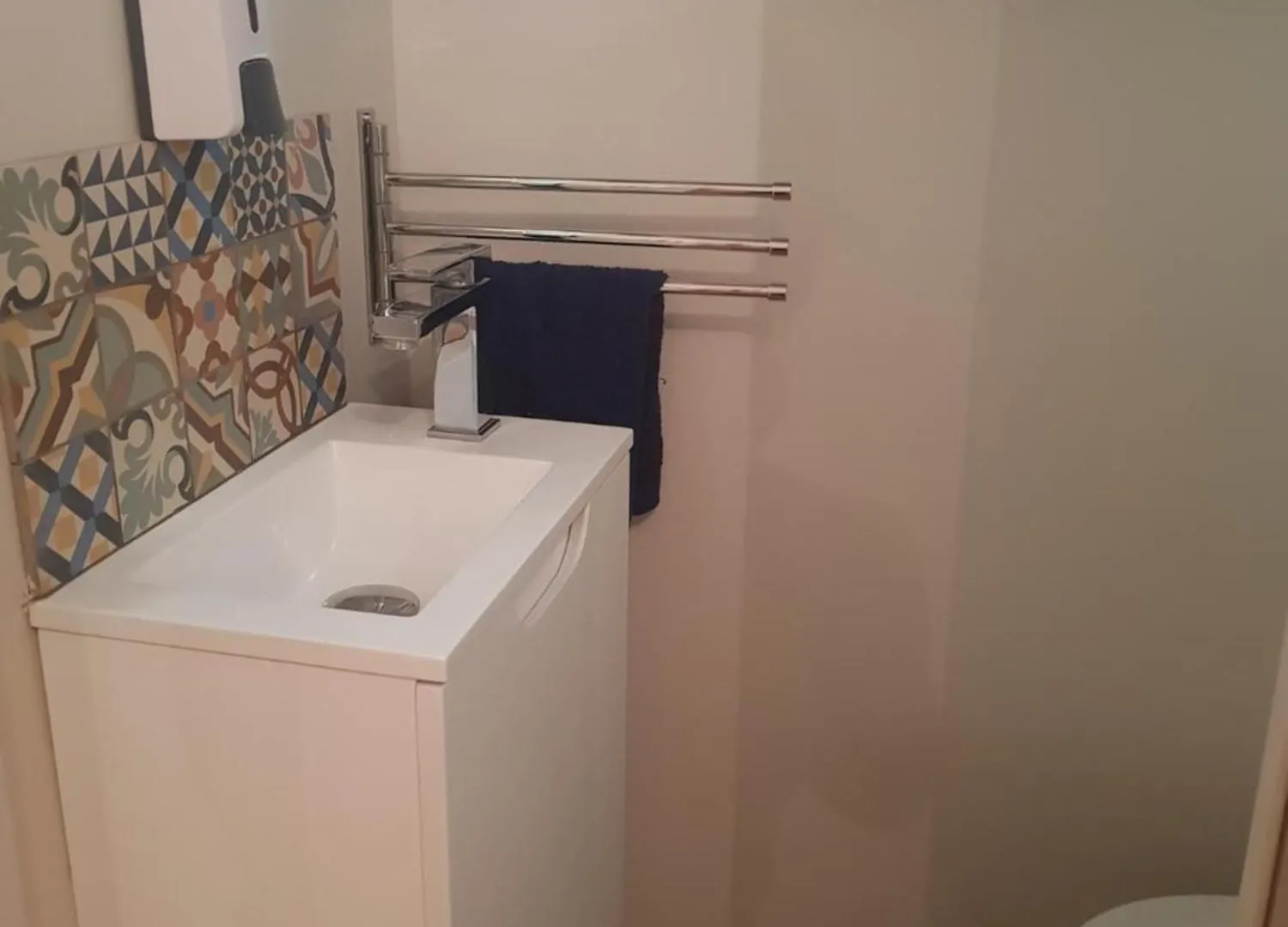 Appartement Cosy 3 Chambres - Proche De Paris Arcueil 0*,  France