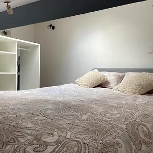 Avec Mezzanine équipé Apartamento