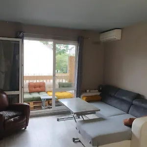 Appartamento Studio Meublé Avec Balcon, Arcueil